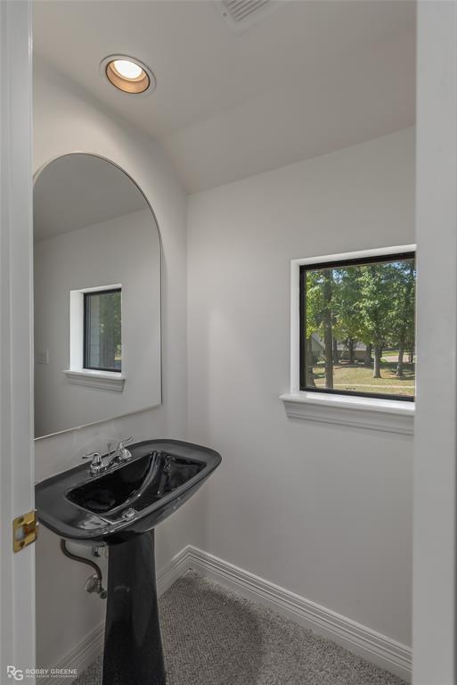 2015 Woodlake Drive Property Photo 20