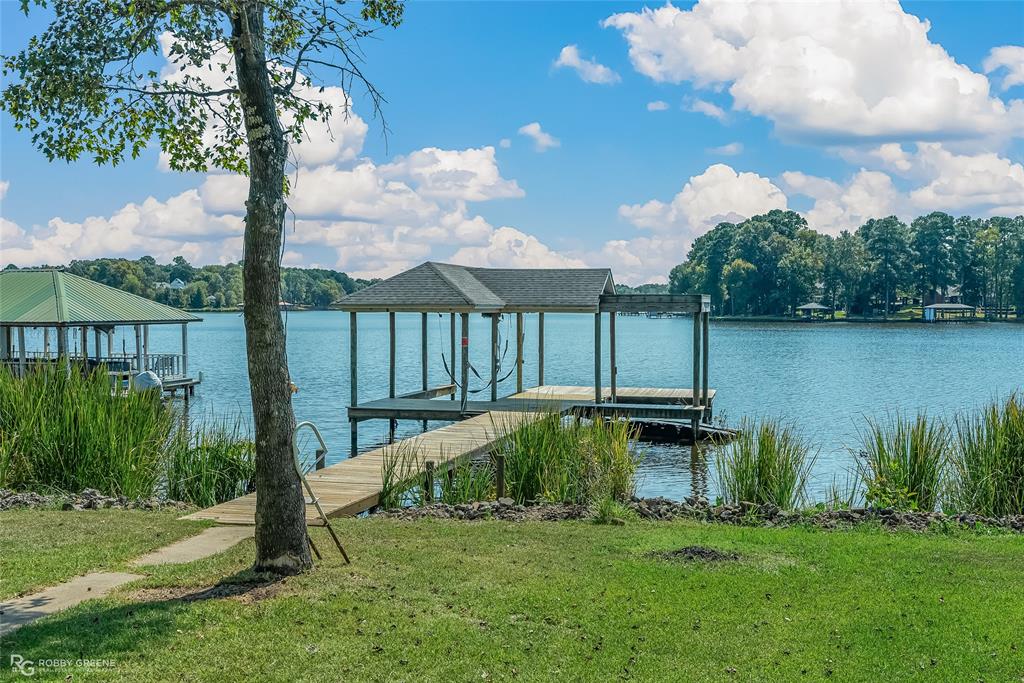 2015 Woodlake Drive Property Photo 37