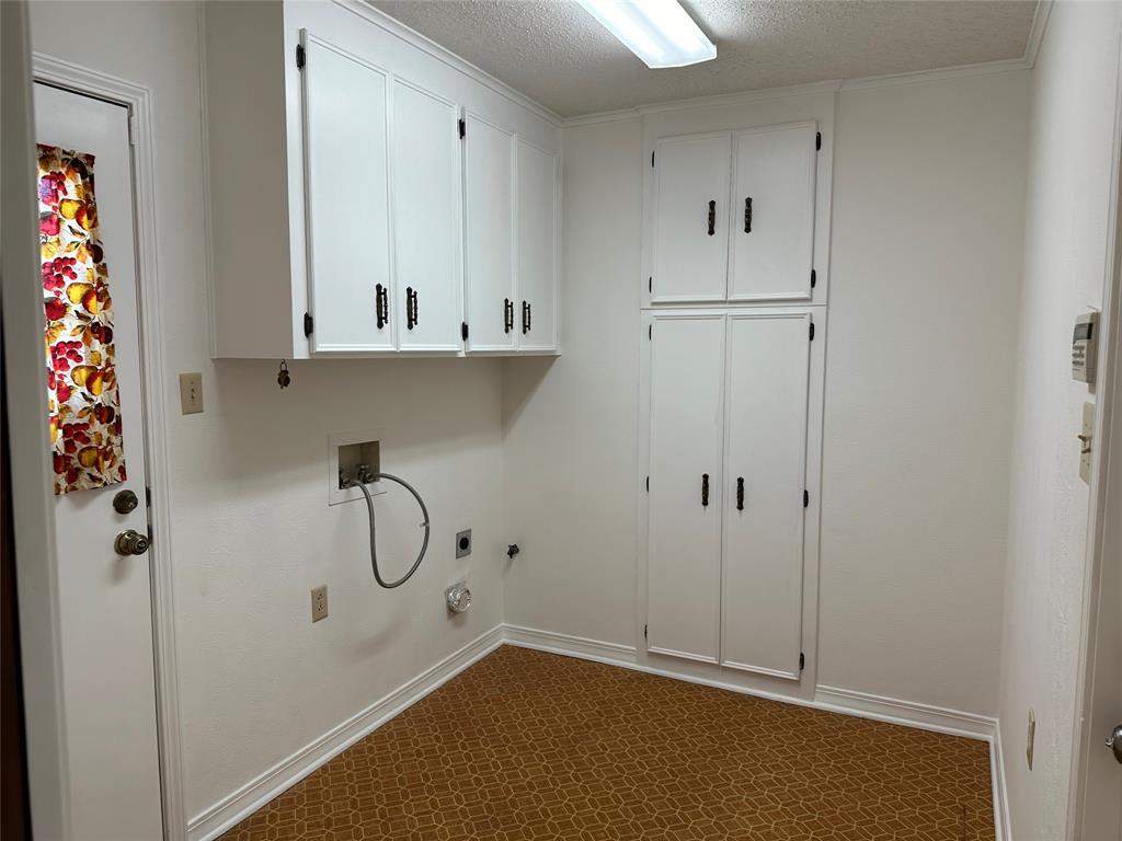 3826 Pines Road Property Photo 8