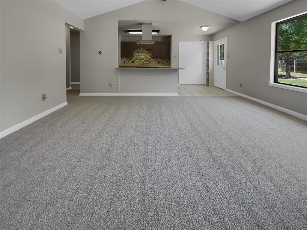 5815 Woodsetter Lane Property Photo 7