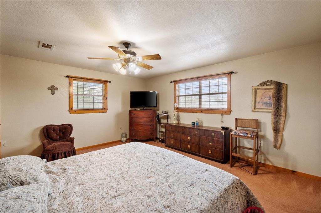 800 State Highway 75 Property Photo 20