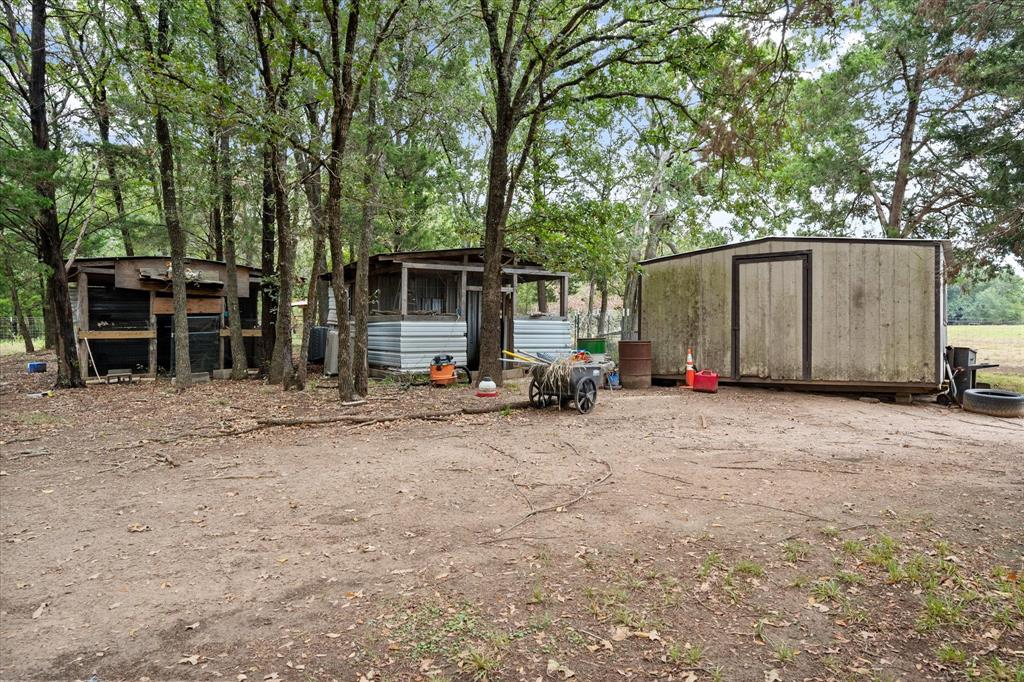 800 State Highway 75 Property Photo 33