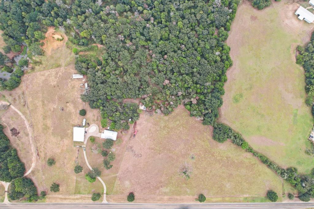800 State Highway 75 Property Photo 35