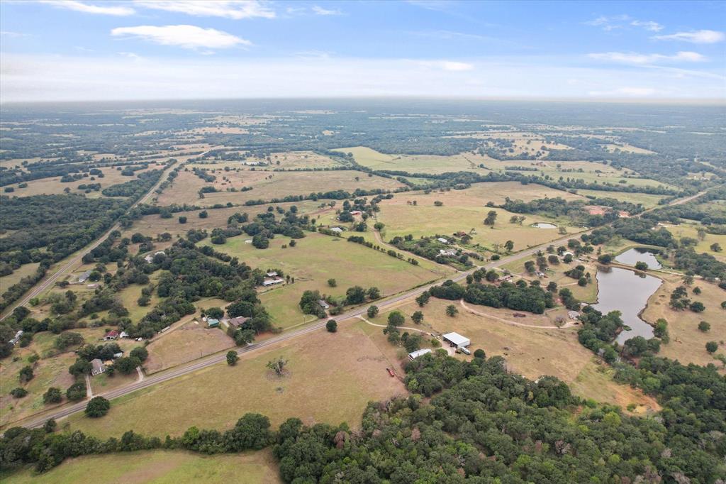 800 State Highway 75 Property Photo 36