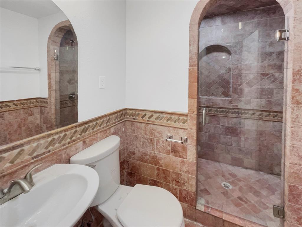 222 Brazos Street Property Photo 5