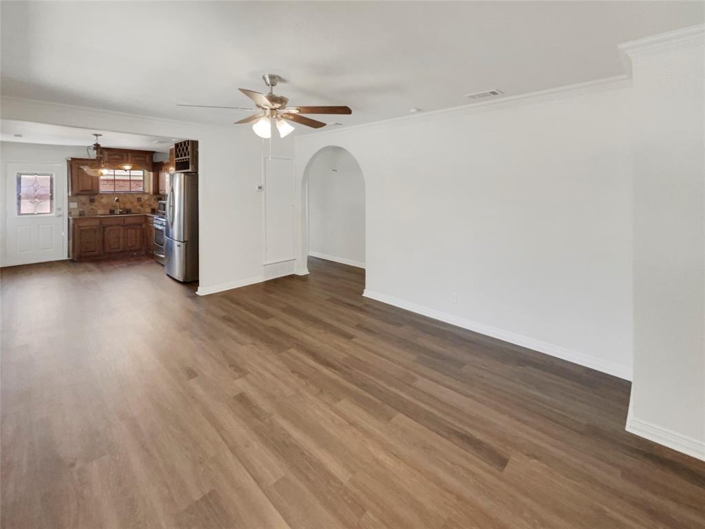 222 Brazos Street Property Photo 10