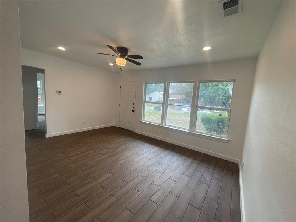 3141 Salerno Drive Property Photo 4