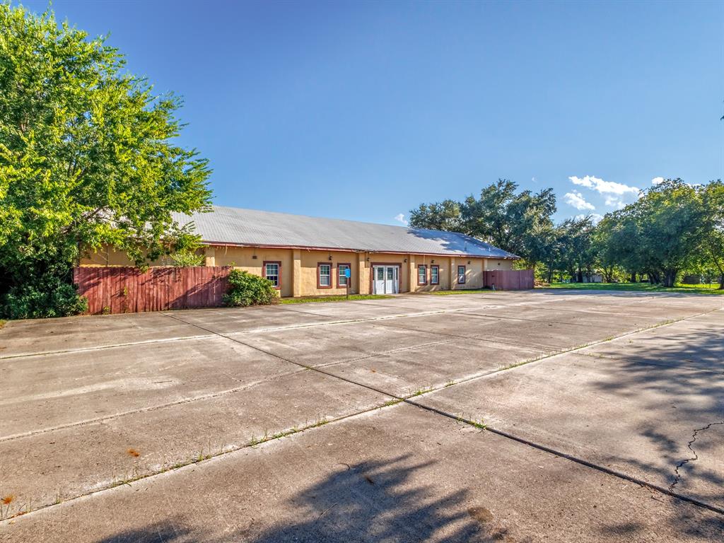 2719 Austin Avenue Property Photo 2