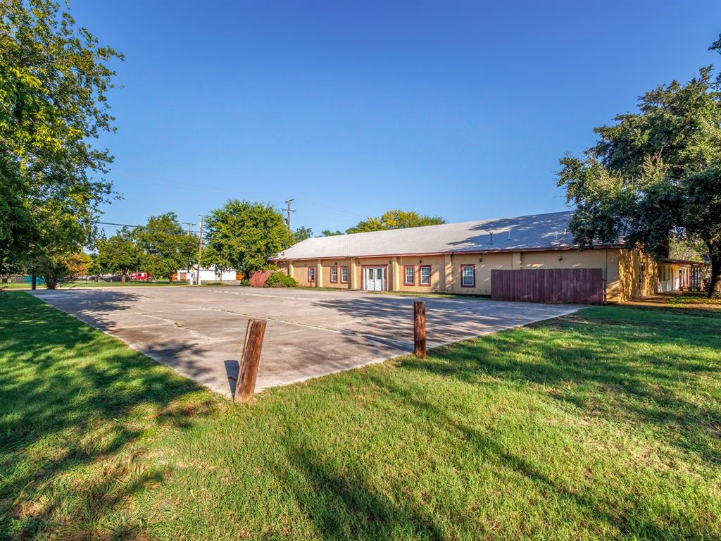 2719 Austin Avenue Property Photo 3