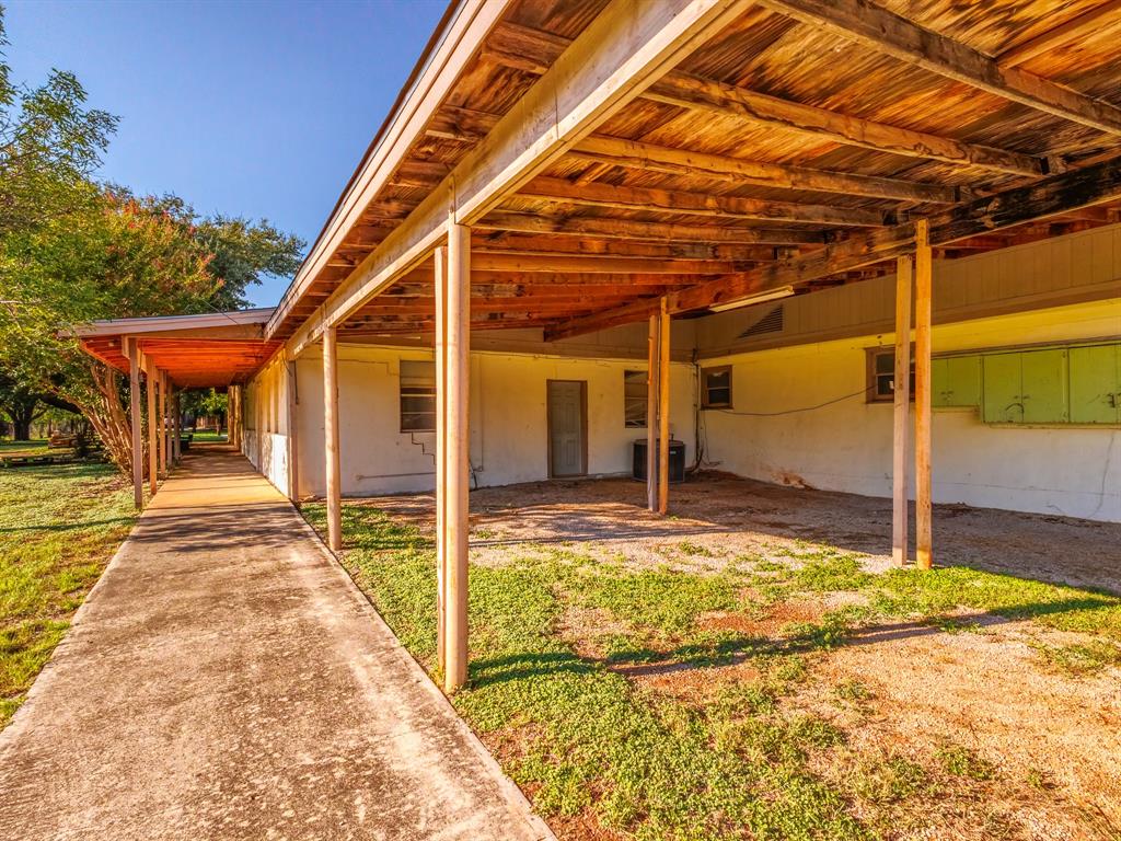 2719 Austin Avenue Property Photo 7