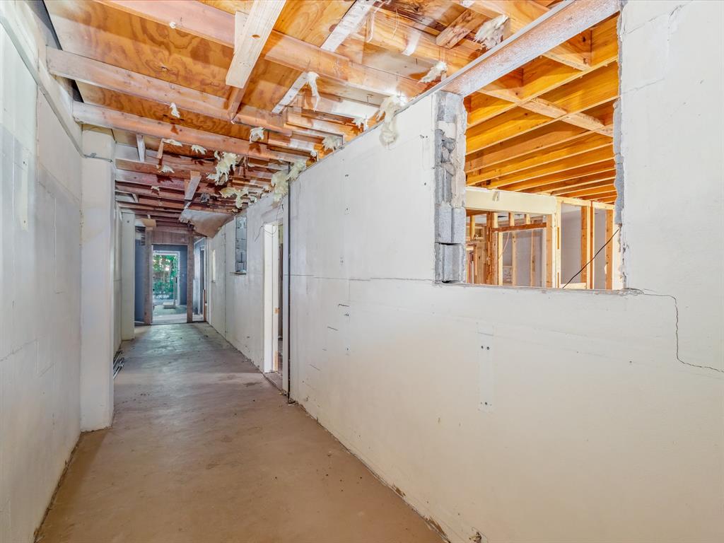 2719 Austin Avenue Property Photo 21