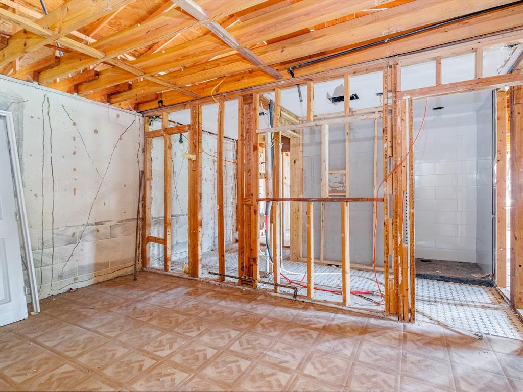 2719 Austin Avenue Property Photo 22
