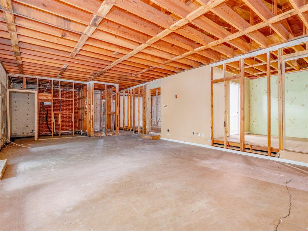 2719 Austin Avenue Property Photo 30