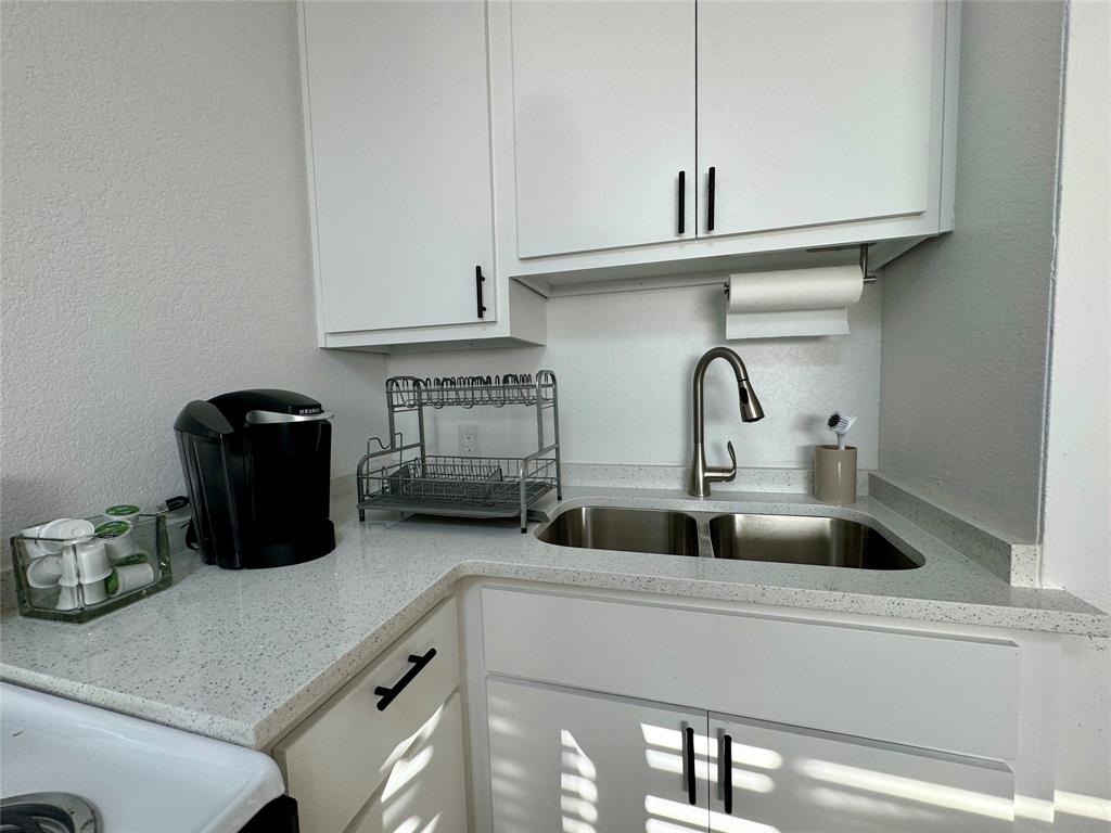 2401 Church Street Property Photo 10