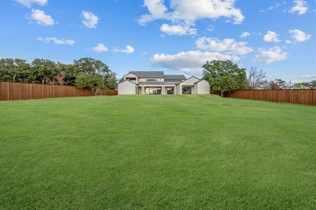 310 Shady Oaks Drive Property Photo 39