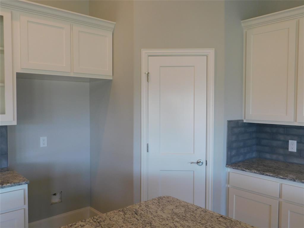 1166 Whirlaway Property Photo 8