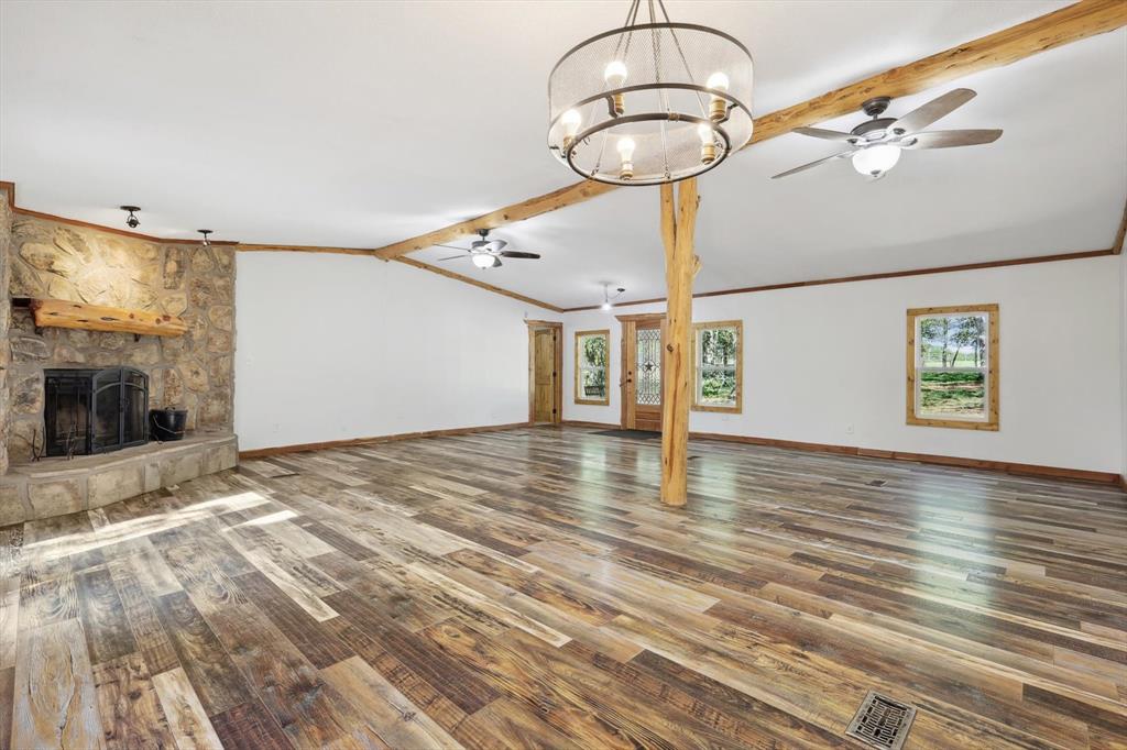 1951 W Line Road Property Photo 3