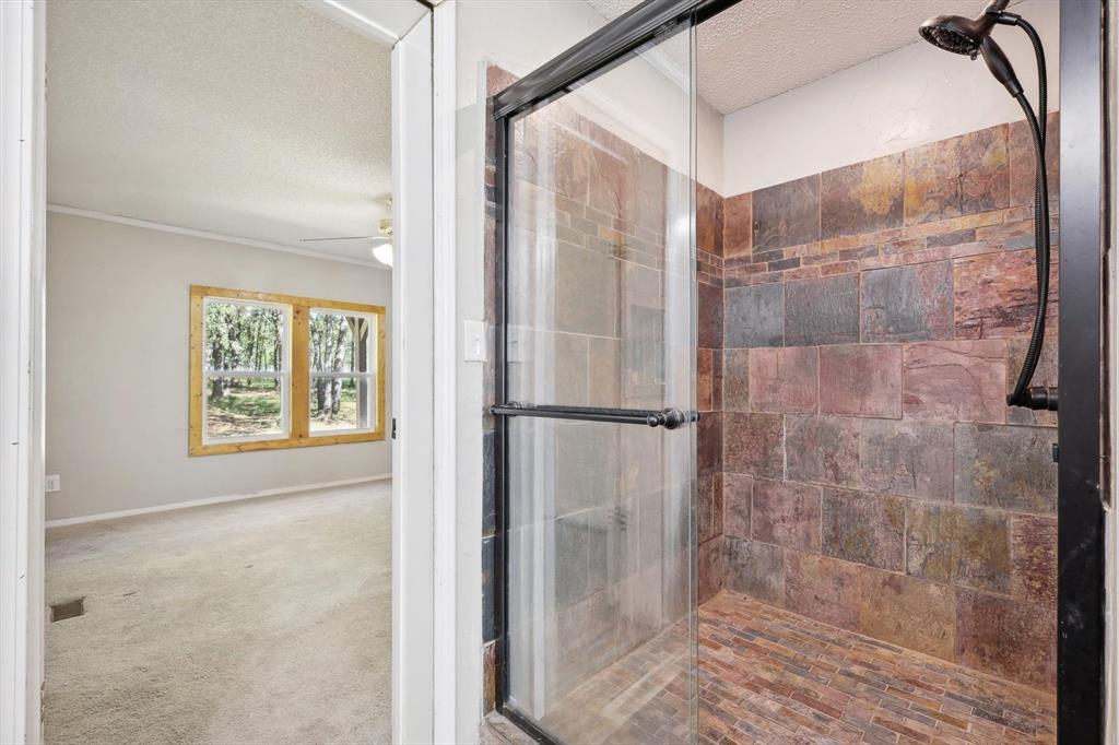 1951 W Line Road Property Photo 8
