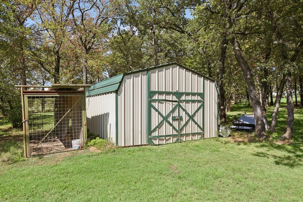 1951 W Line Road Property Photo 21