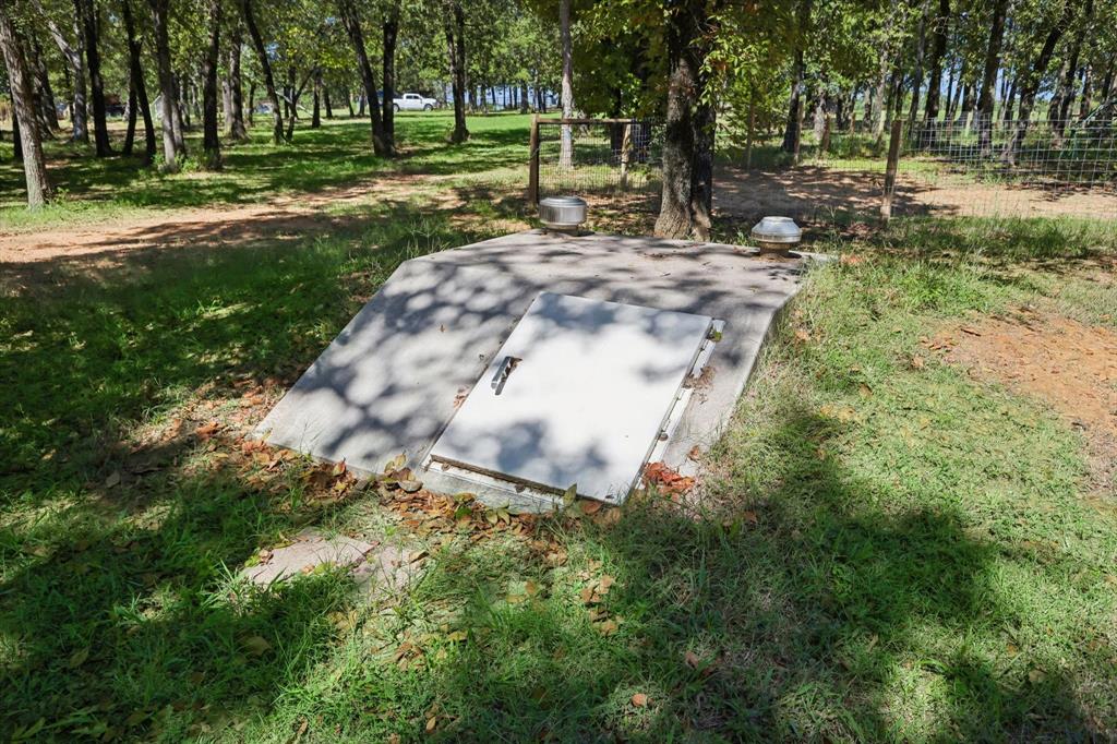 1951 W Line Road Property Photo 24