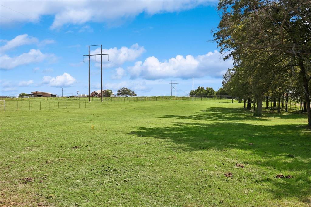 1951 W Line Road Property Photo 25