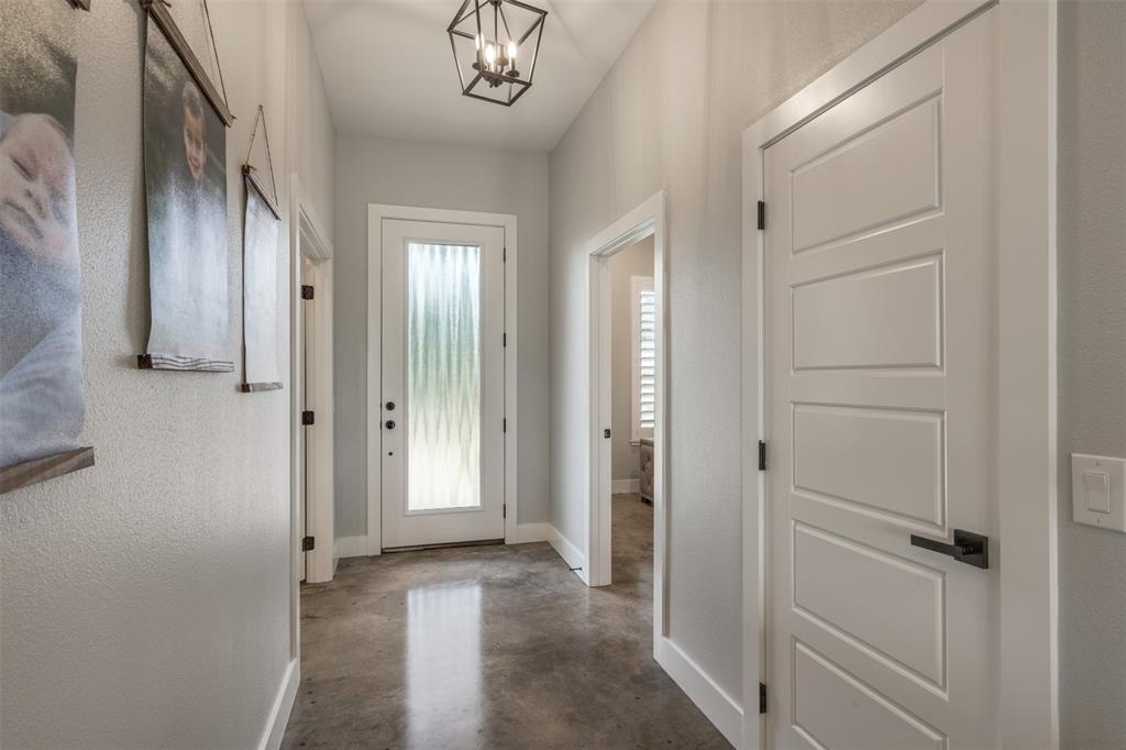 210 Bay Hill Drive Property Photo 3