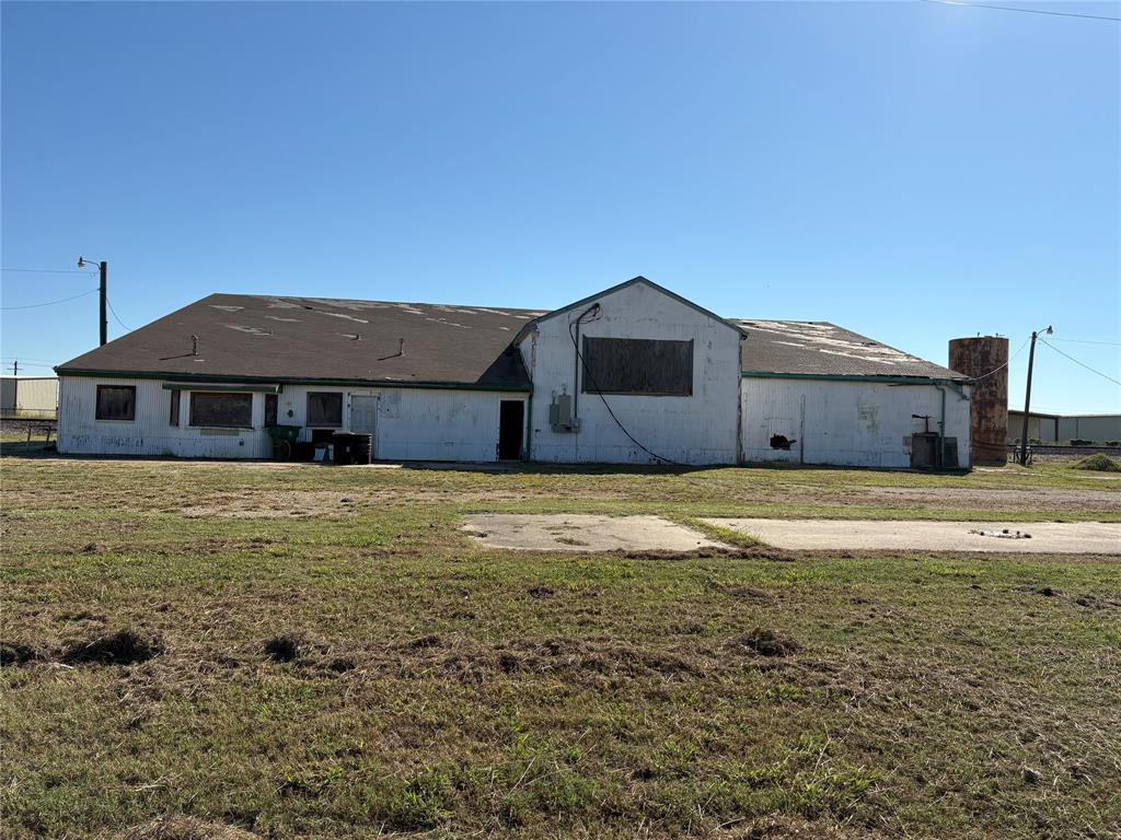 101 N 1st Street Property Photo 1