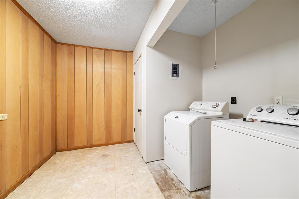2406 13th Street Property Photo 15