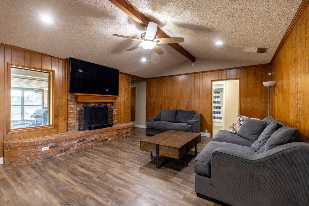 1634 Robin Place Property Photo 12