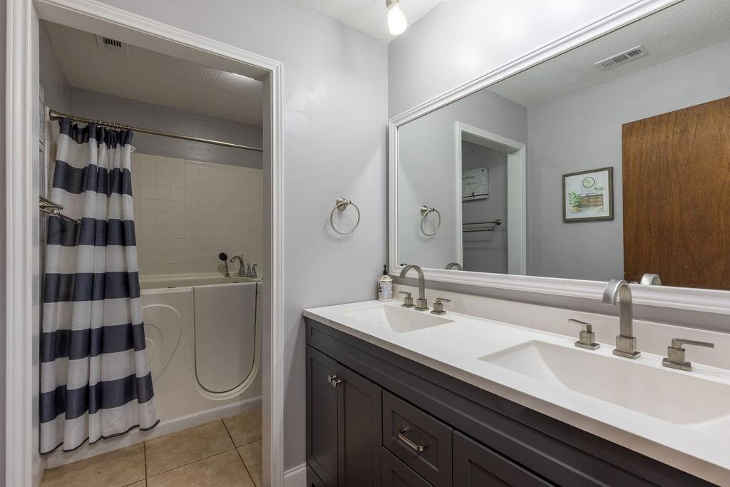 1634 Robin Place Property Photo 27