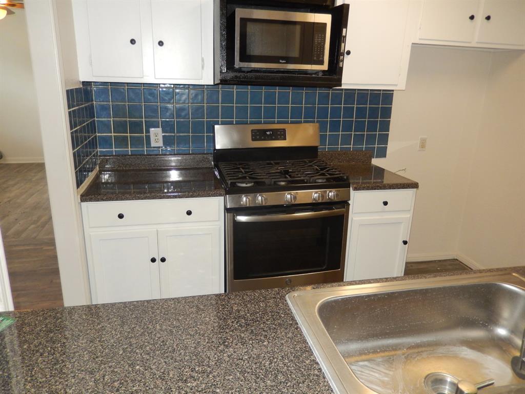 2710 Mount View Drive Property Photo 7