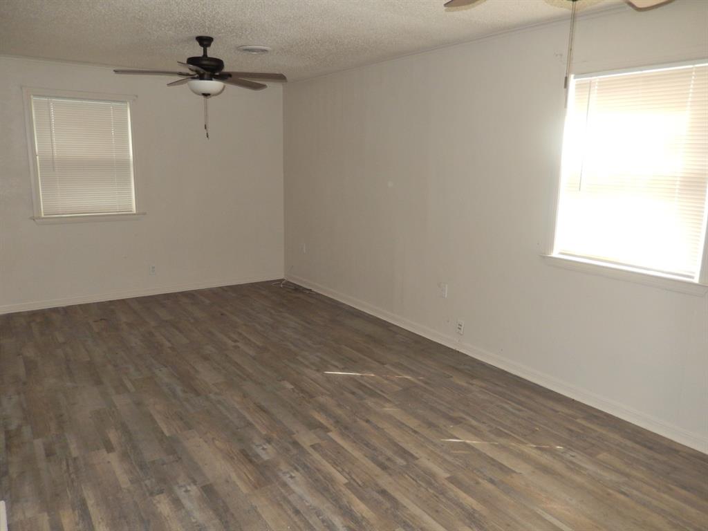 2710 Mount View Drive Property Photo 11