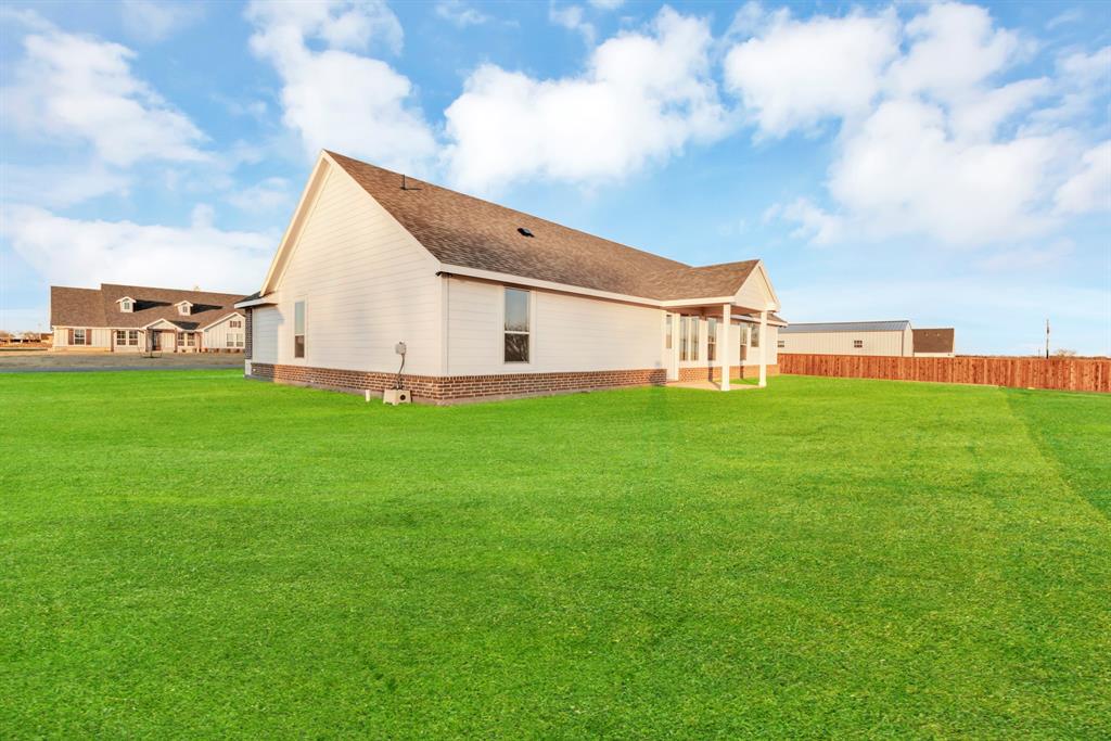 2 Ina Road Property Photo 32