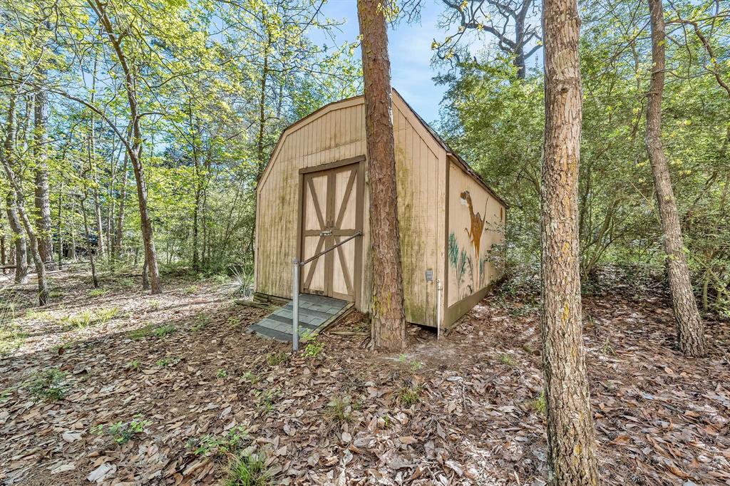 137 Shasta Path Property Photo 23