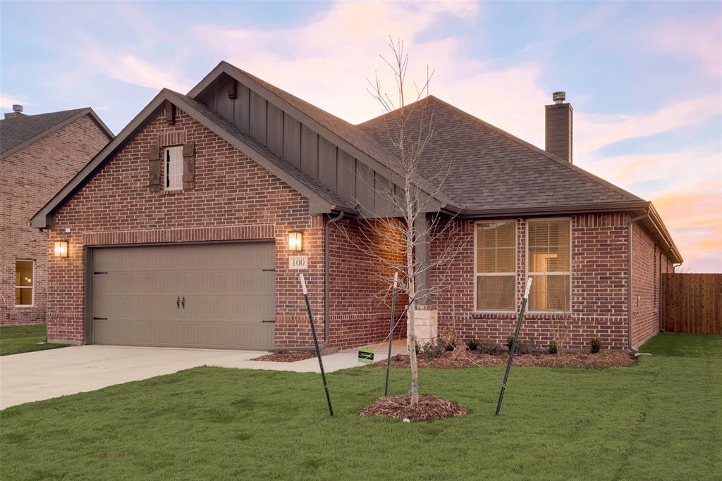 100 Skyward Lane Property Photo 3