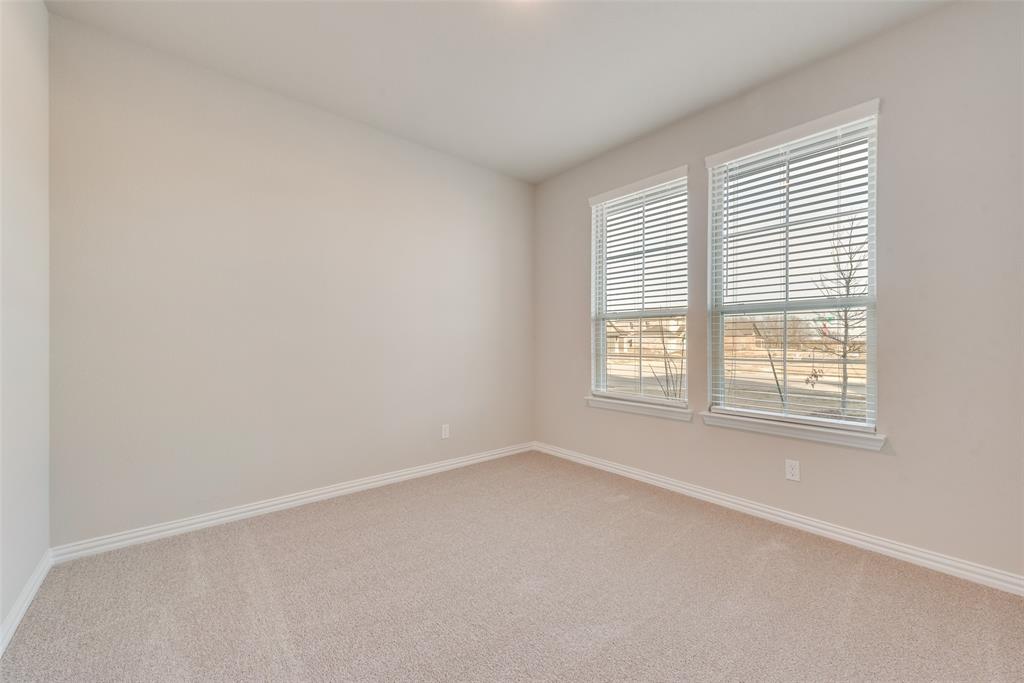 100 Skyward Lane Property Photo 9