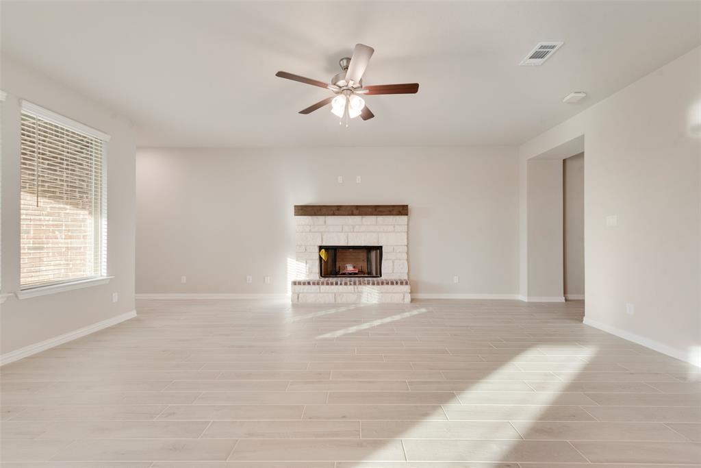 100 Skyward Lane Property Photo 12
