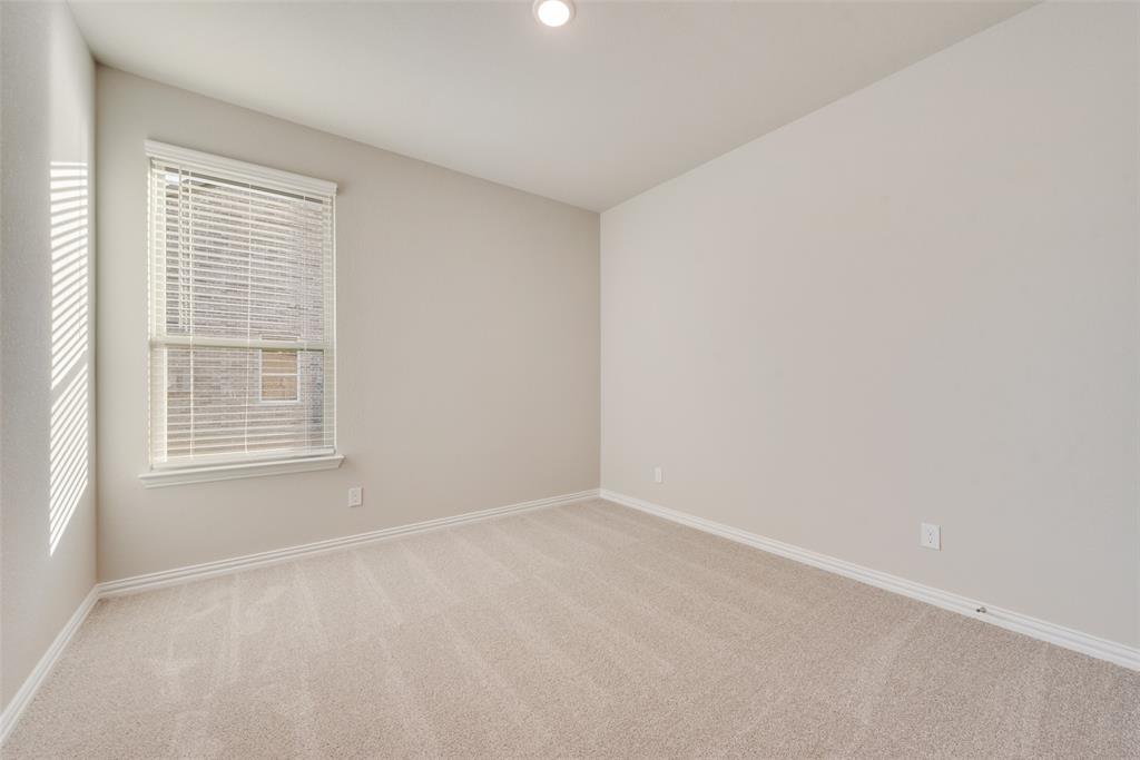 100 Skyward Lane Property Photo 22