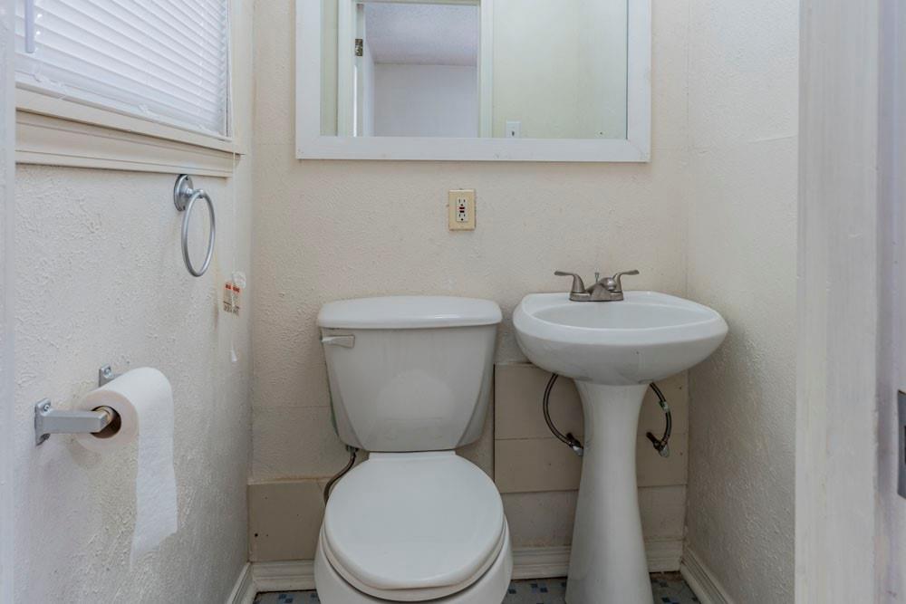 6801 Davidson Street Property Photo 13
