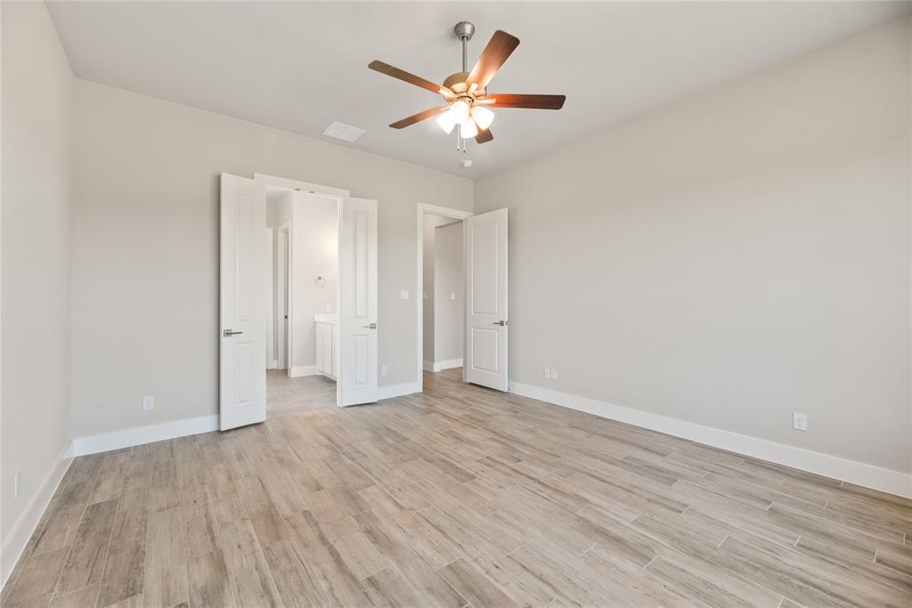 2205 Crystal Palace Boulevard Property Photo 26