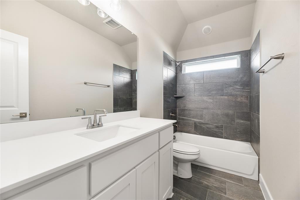 2205 Crystal Palace Boulevard Property Photo 35
