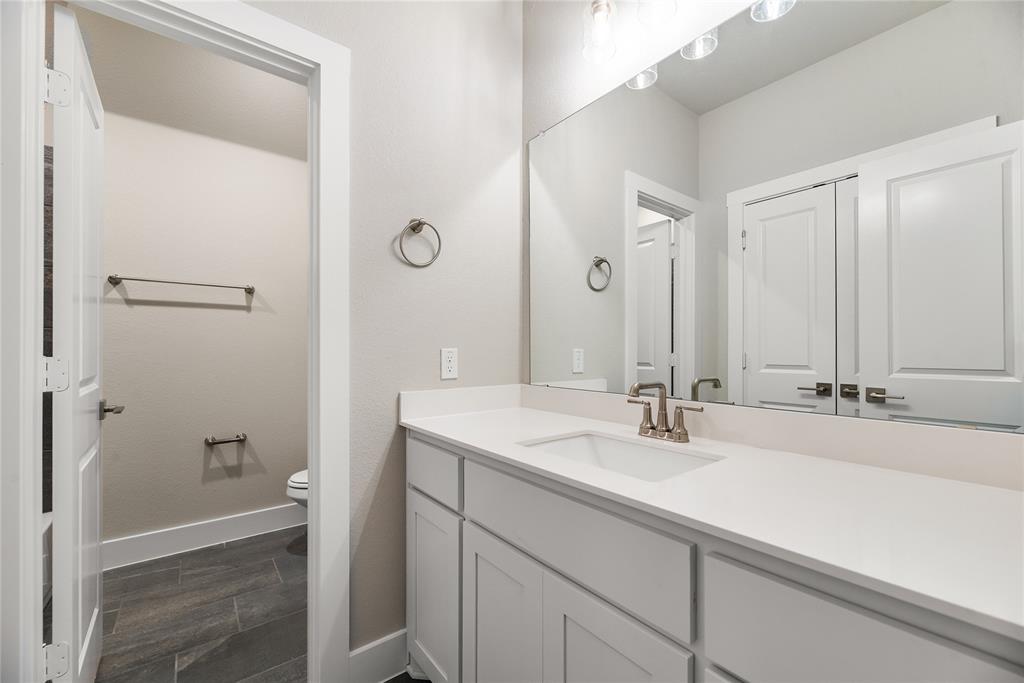 2205 Crystal Palace Boulevard Property Photo 37