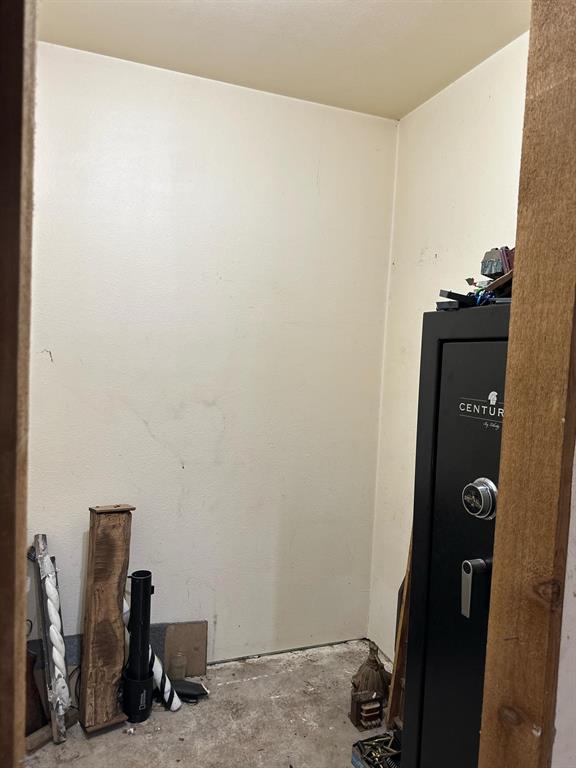 11420 County Road 420 Property Photo 9