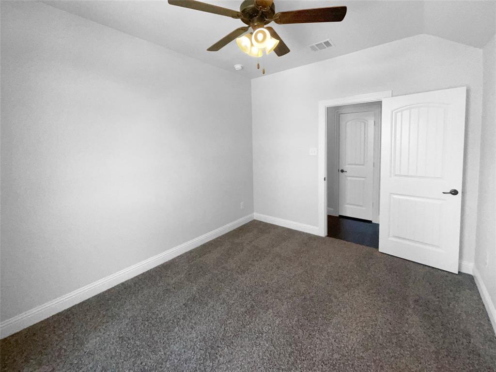 208 Rutherford Avenue Property Photo 10