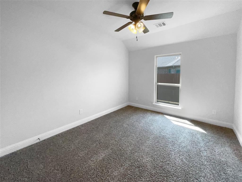 208 Rutherford Avenue Property Photo 14