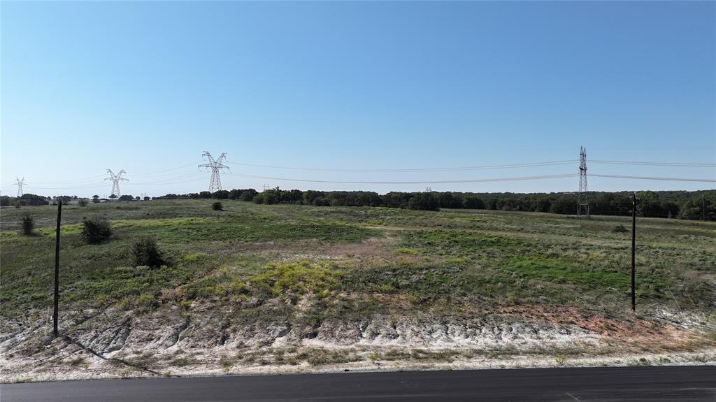 495 Rolling Hills Boulevard Property Photo 2