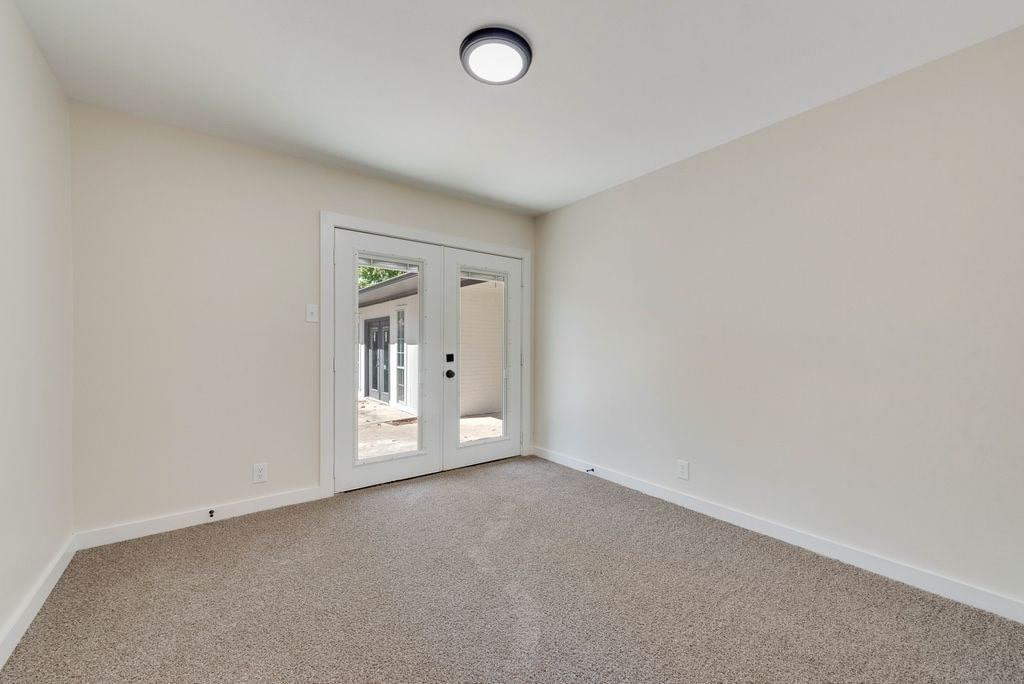 706 S Waterview Drive Property Photo 8