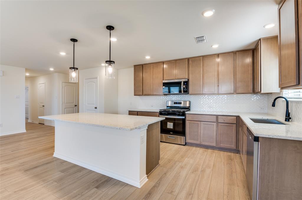 3721 Blooming Prairie Drive Property Photo 4