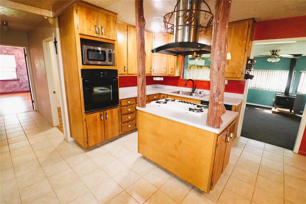 246 Short Street Property Photo 11