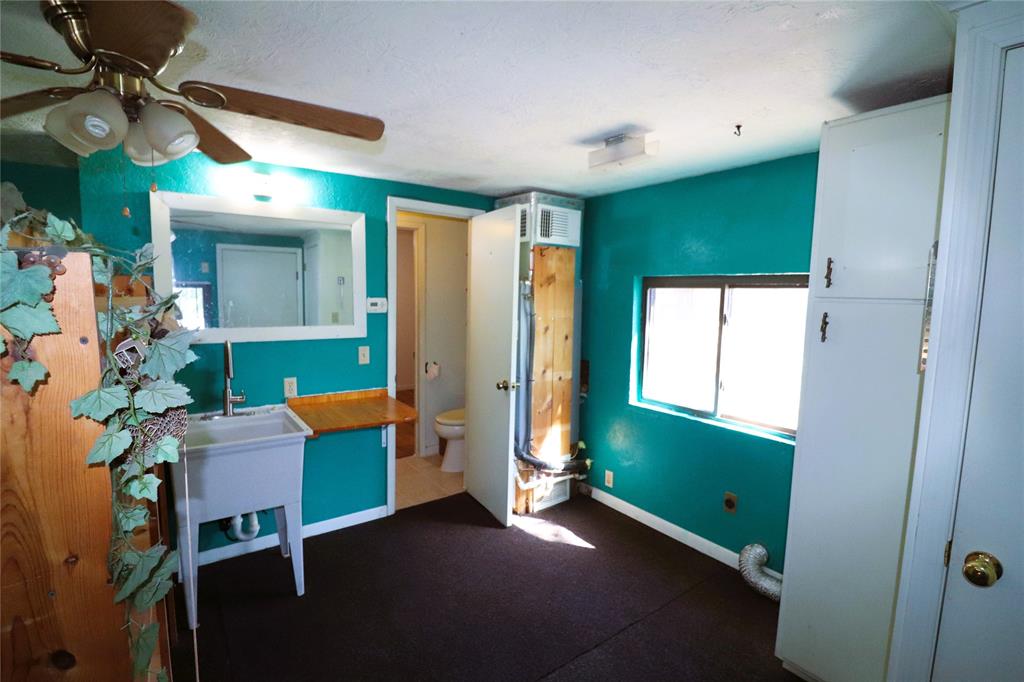 246 Short Street Property Photo 14